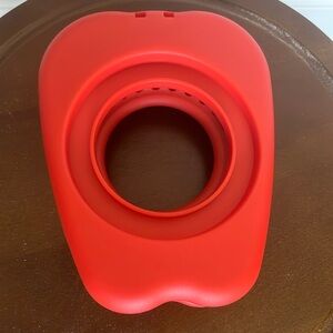 Crust-Free Sandwich Cutter